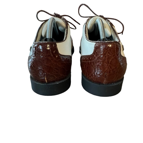 *Women’s Cutter and Buck 7.5 Brown/White Leather (Upper & Lining) Golf Shoes - Picture 11 of 15